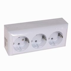 Rozete 3-viet. VA ar b/a 16A balts