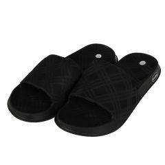 Čības sieivešu Gino Lapis