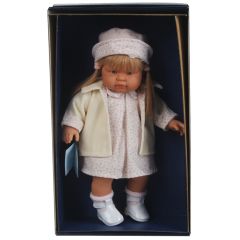 Lelle gaiši rozā kleitā