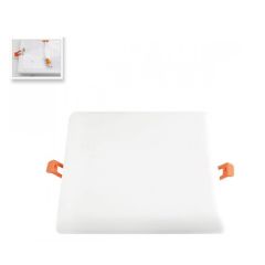 Ieb.l. LED 9W/830 800lm IP44 SQ90x16