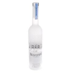 Degvīns Belvedere Pure 40% 0.7l
